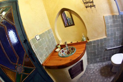 Apartmán Dar El Moualim Šafšawán Pokoj fotografie