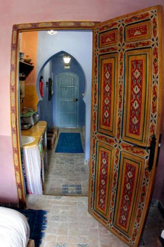 Apartmán Dar El Moualim Šafšawán Pokoj fotografie